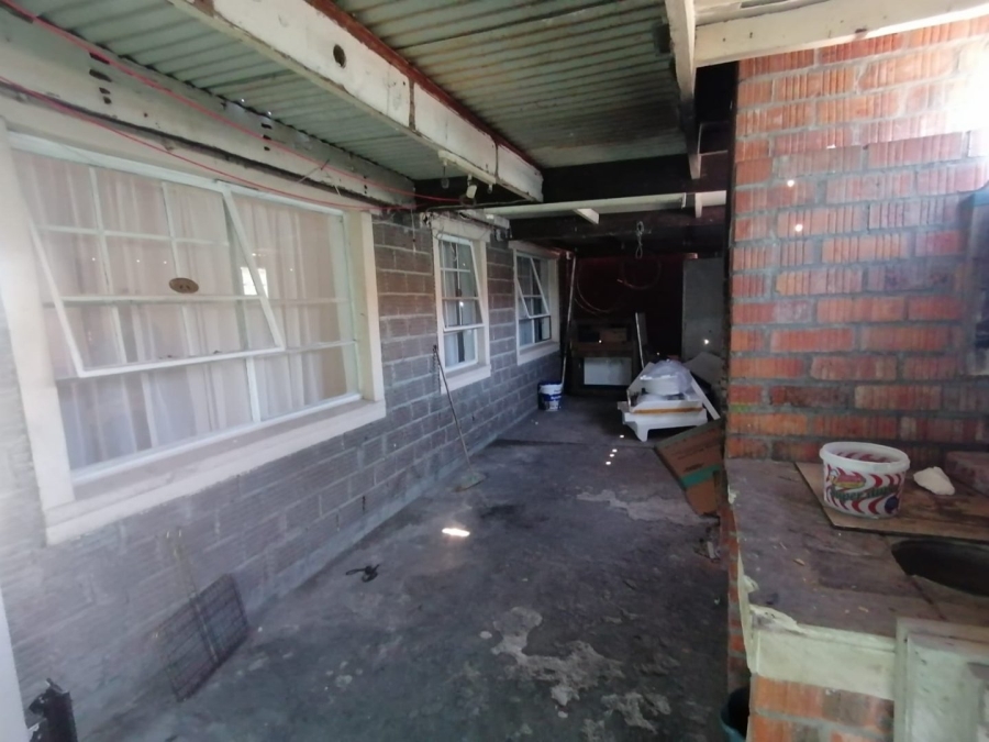  Bedroom Property for Sale in Eastridge Western Cape